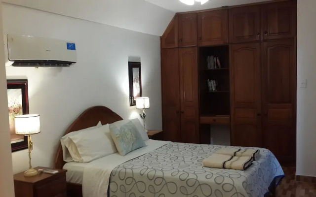 Casa Folks Bed and Breakfast