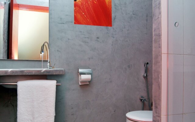 Manzil Hotel