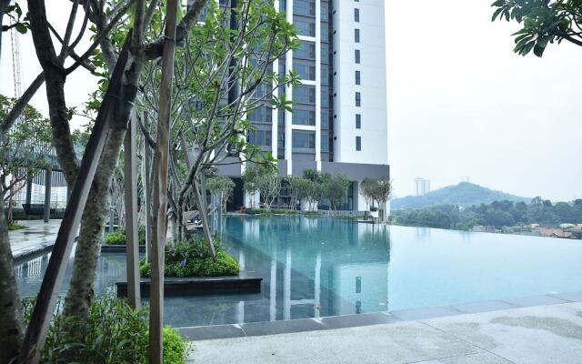 GT Home Tropicana Garden