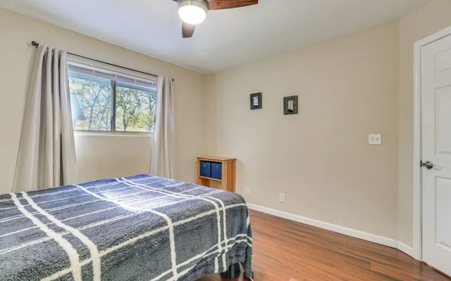 Texas Retreat w/ Patio, Fireplace & Fenced-in Yard