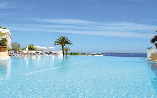 Appartement Lumineux dans Résidence avec Piscine