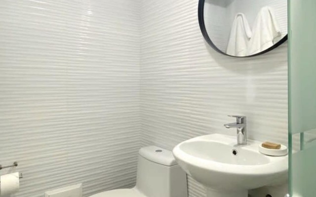 w Classy 2BR With City View in Miraflores