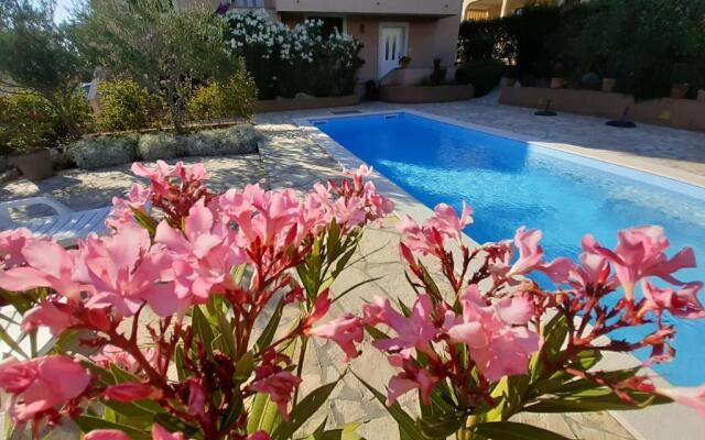 Apartments Lara & Luka