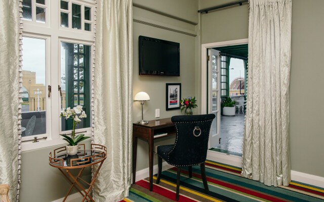 Art Deco Masonic Hotel