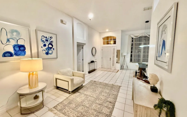 Westridge Super Exclusive 4BR Home Near Disney