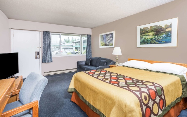 Quesnel Inn