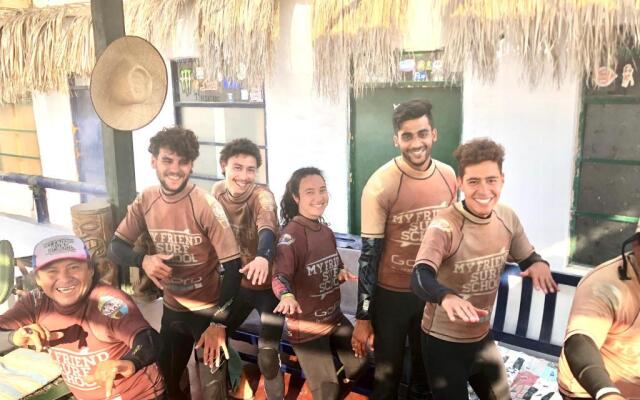 My Friend Surf Hostal