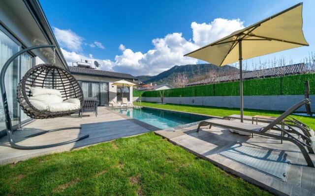 2 Bedroom Private Villa with swimming pool