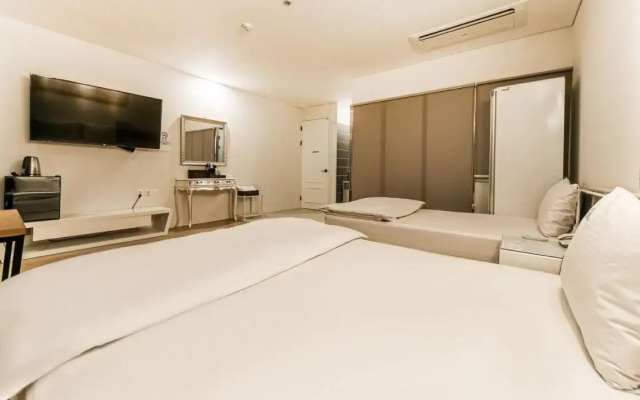 Hotel Insomnia