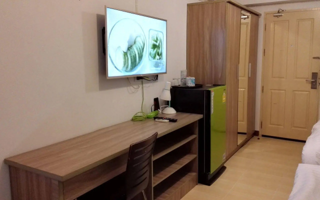Gems Park Apartment