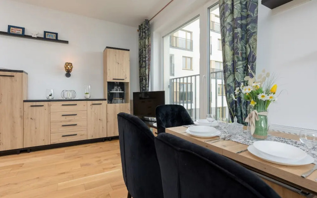 Apartment Kotsisa + Parking by Renters