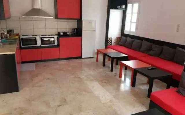 Fira Backpackers Place