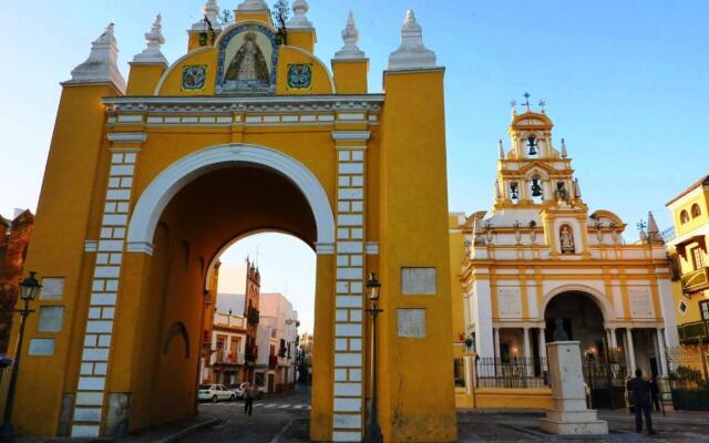 Preciosa casa grande con patio en Sevilla 8PAX
