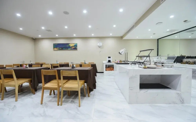 Metropolo Shanghai Hongqiao Airpart Wuzhong Road Hotel