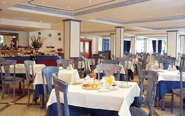 Hotel Illa D'Or