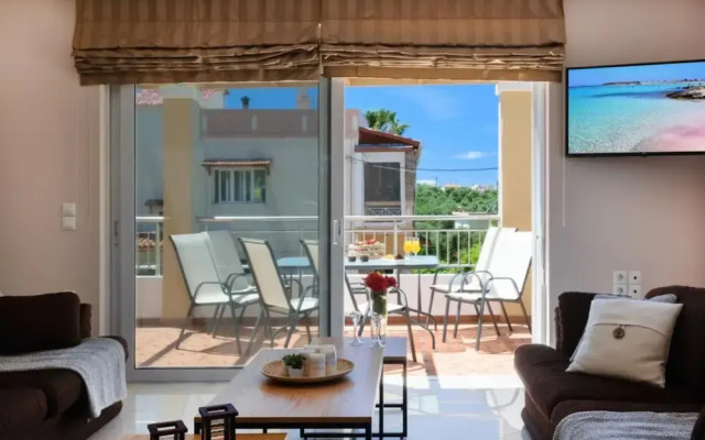 Stunning Comfortable Family House in Chania