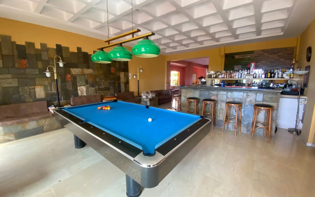 Sunrise Inn