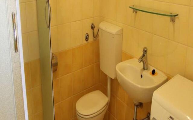Apartment Auger