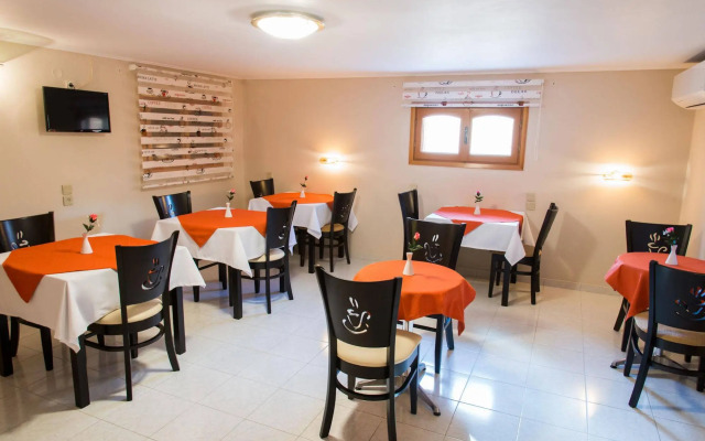 Aggelos Hotel