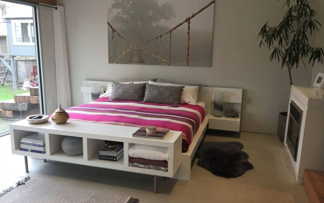 Serenity Stay Bed & Breakfast