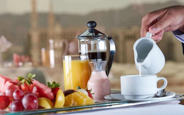 Pullman Zamzam Madina