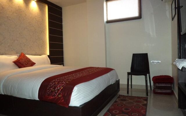 Ashu Hotel