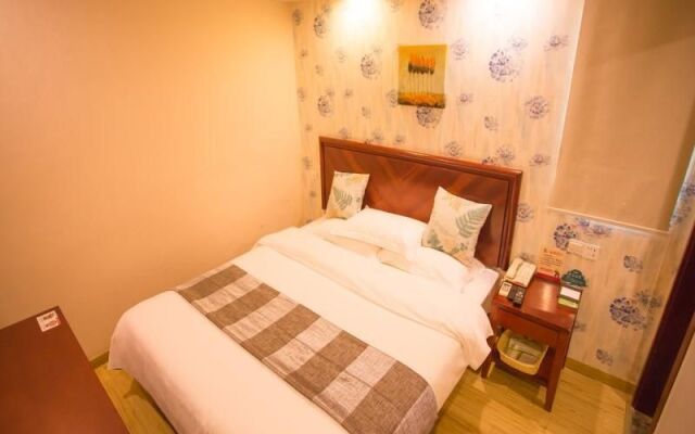 Greentree Inn Shanghai Pudong Airport Chuansha Express Hotel