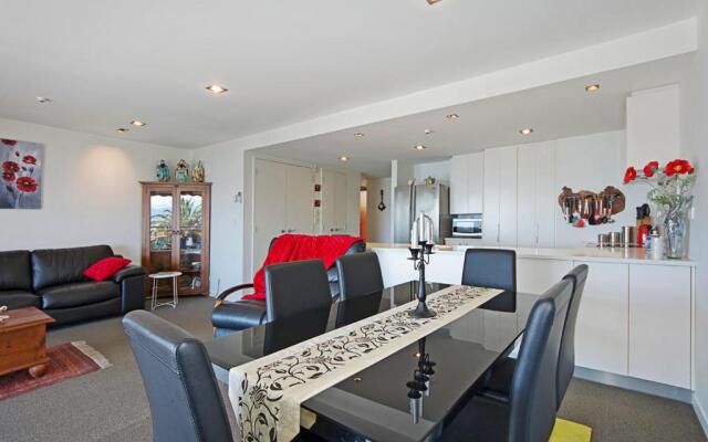 The Waterfront Penthouse 11