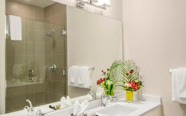 Villa Eyrie Resort