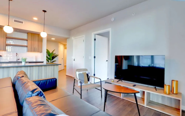 Prime Metro Proximity Condo at Clarendon