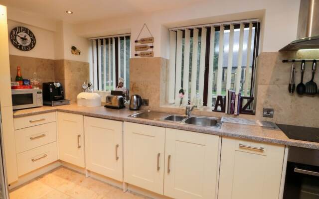 Woodside Cottage