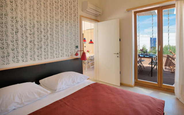Maistra Select Amarin Resort