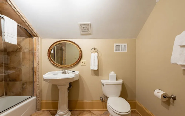 The Manor on St. Philip