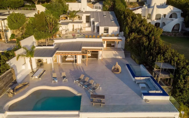 Two Views Beach House