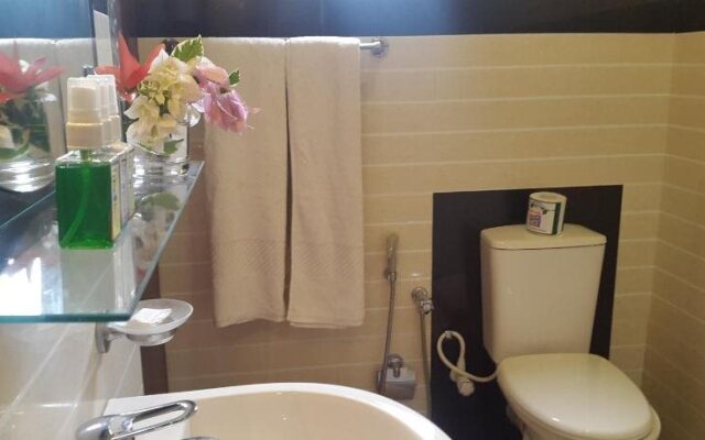 Peacock Vista - Polonnaruwa