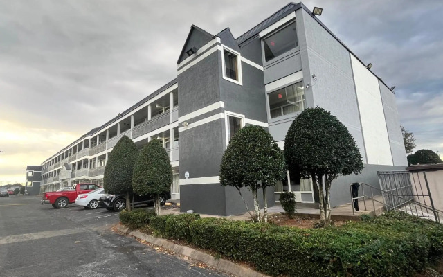 Motel 6 Charlotte, NC – Airport South