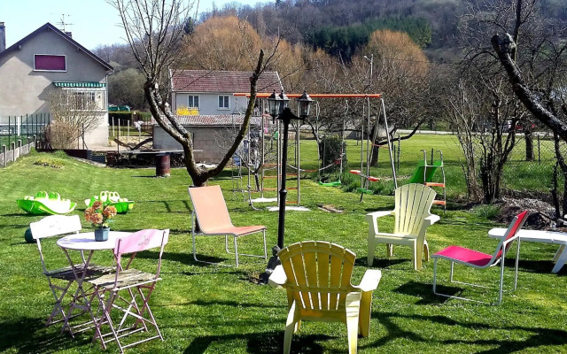 Hotel Des Cotes De Meuse