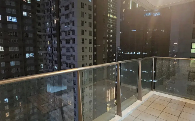 One Uptown Residence