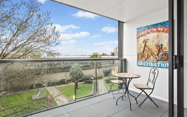 Beautiful 2-bed Unit In Incredible Location