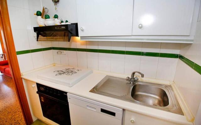 Garden apartment with Pool and AC