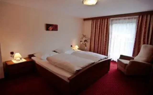 Haus Tirol Garni