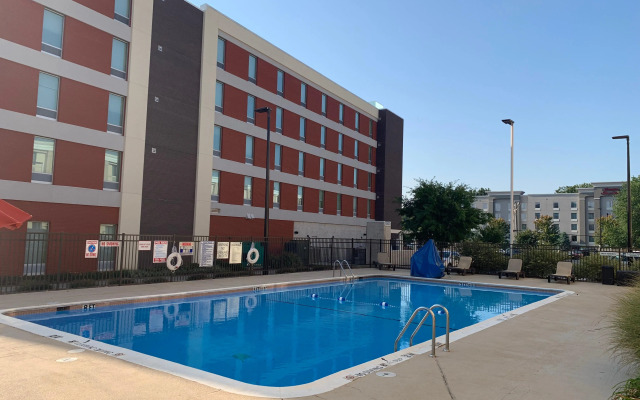 Holiday Inn Charlotte Airport by IHG