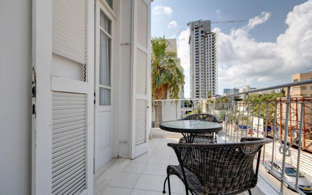 TLV Bauhaus Apartments