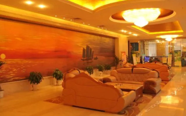 Hongzehu Jinjiuling Hotel