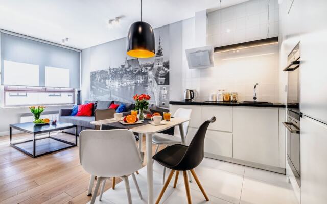 Business Center Phoenix Apartments