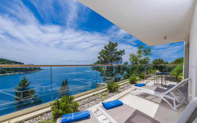 Villa Malo More