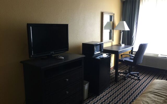 Super 8 by Wyndham Des Moines