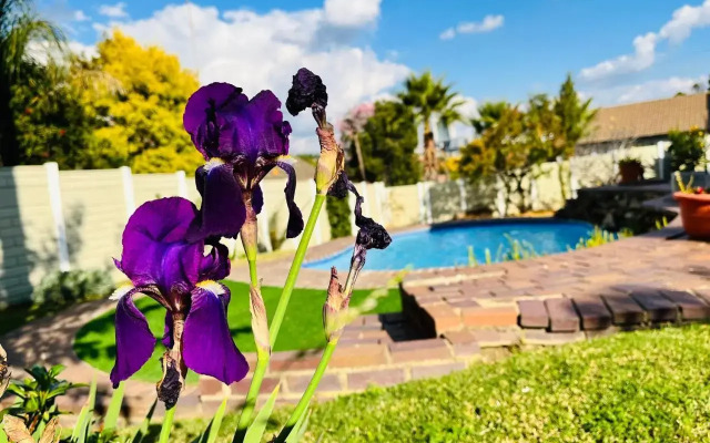 The Valley, tranquil 3 bedroom home with pool