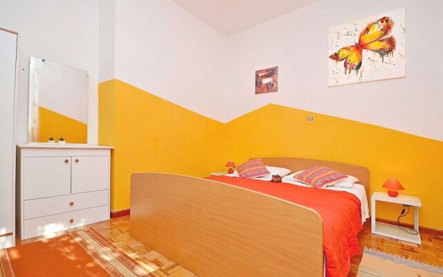 Apartment Green Corner