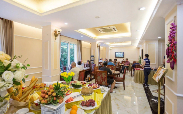 A25 Hotel - 15 Tran Quoc Toan